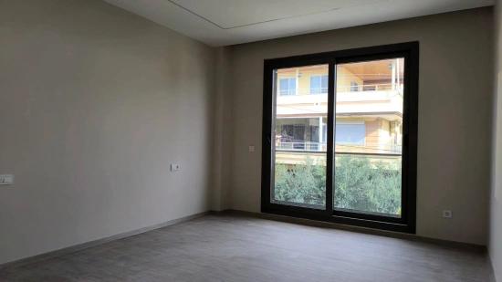 Gelegenheit Zum Verkauf: 3+1 Villa Mit Großzügigem Garten In Özdere