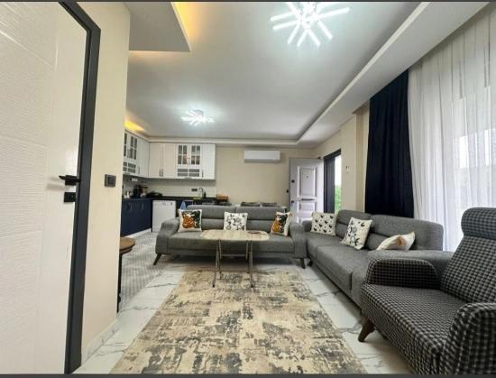 2+1 Villa Zum Verkauf In Seferihisar Payamlı, In Meeresnähe, Mit Großem Garten