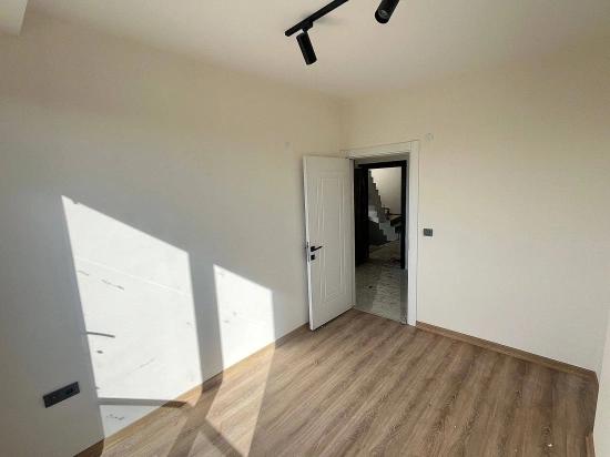 1+1-Apartment Mit Aufzug, 400 Meter Vom Meer Entfernt In Gümüldür