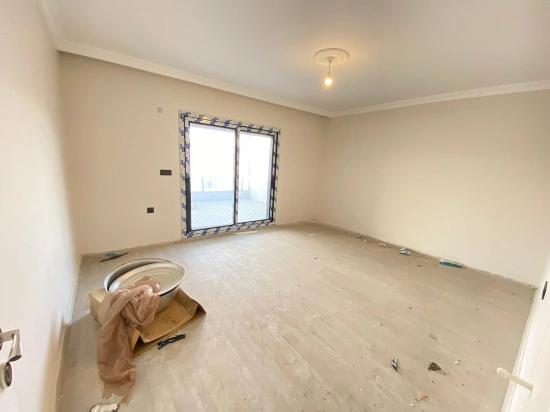Seferihisar Ürkmez zentrale Lage luxuriöse Terrasse null 3+1 Wohnung Doppelhaus
