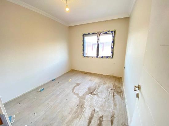 Seferihisar Ürkmez zentrale Lage luxuriöse Terrasse null 3+1 Wohnung Doppelhaus