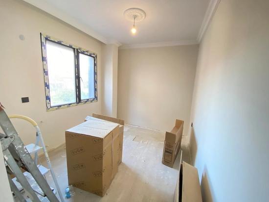 Seferihisar Ürkmez zentrale Lage luxus Sifir 2+1 Wohnung zum Verkauf