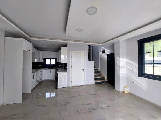 Freistehende 3+1 Villa Zum Verkauf In Akarca, Seferihisar, Izmir