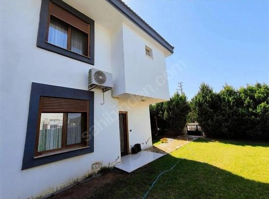 Luxuriöse 3+1-Zimmer-Villa Mit Pool, 850 M Vom Meer Entfernt, In Seferihisar Cumhuriyet, Ohne Zusätzliche Kosten.