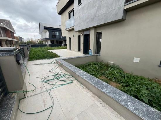 Modern Gestaltete, Freistehende Villa In Gümüldür Zu Verkaufen, Nur Wenige Gehminuten Vom Meer Entfernt.