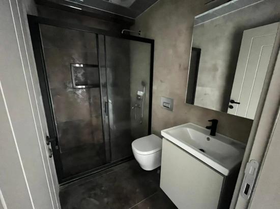 Modern Gestaltete, Freistehende Villa In Gümüldür Zu Verkaufen, Nur Wenige Gehminuten Vom Meer Entfernt.