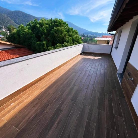 *Eckige, Kostenlose Luxus-3+1-Villa Zum Verkauf Im Viertel Özdere Orta!