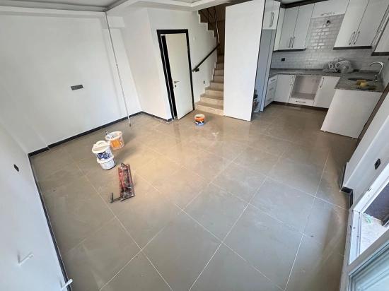 Luxuriöse 2+1-Eckvilla Zum Verkauf In Seferihisars Cumhuriyet Mah., 500 M Vom Meer Entfernt!