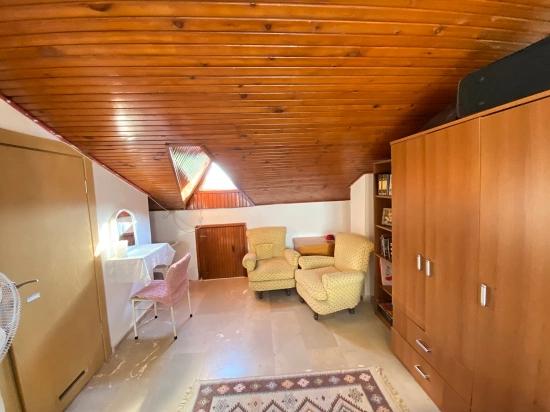 Seferihisar Cumhuriyet Mahallesi, Yıldız Tur Sitesi. 3+1 Wohnung Zum Verkauf, Wo Blau Und Grün Sich Treffen.