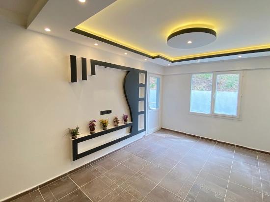 50 M Zum Meer Mit Aufzug In Der Gegend Von Seferihisar Mersin! 1+1 Wohnung Zum Verkauf Mit Moderner Architektur