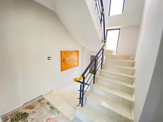 Luxuriöse 4+1-zimmer-villa Mit Vollem Meerblick Und Pool Im Atatürk-viertel Von Seferihisar!