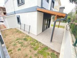 Luxuriöse 6+1 Villa In Özdere Orta Mahalle, 400 M Vom Meer Entfernt, Im Stadtzentrum.