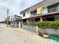 1+1-Apartment Zum Verkauf In Seferihisar/Mersin, 500 M Vom Meer Entfernt, Mit Garten, Keine Weiteren Renovierungsarbeiten Erforderlich.