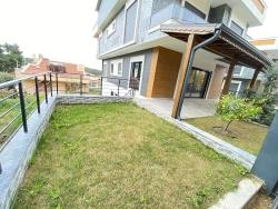 Moderne Luxusvilla (3+1 Zimmer) Zum Verkauf Im Viertel Menderes Çukuraltı: Uneingeschränkter Meerblick