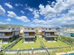 Luxuriöse 4+1-Zimmer-Villa Zum Verkauf In Menderes, Gümüldür, Küstenregion: Moderne Architektur, Freistehend!