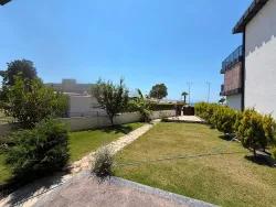 4+1-Zimmer Villa Zu Verkaufen in Gümüldür Cumhuriyet Bz. Menderes Gümüldür - 300 m²