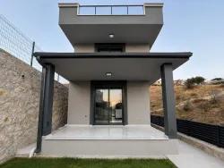 3+1-Zimmer Villa Zu verkaufen in Atatürk Bz. Seferihisar Doğanbey - 190 m²