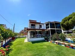 3+1-Zimmer Villa Zu verkaufen in Cumhuriyet Bz. Seferihisar Doğanbey - 220 m²