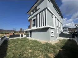 3+1-Zimmer Villa Zu verkaufen in Cumhuriyet Bz. Seferihisar Doğanbey - 195 m²
