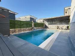 3+1-Zimmer Villa Zu verkaufen in Cumhuriyet Bz. Seferihisar Doğanbey - 360 m²