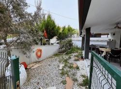 Großzügige 3+1-Maisonette-Wohnung Mit Garten, 500 M Vom Meer Entfernt In Seferihisar, Mersin.
