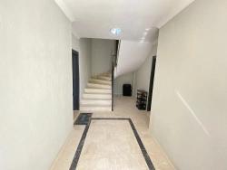 2+1-Maisonette-Wohnung Zum Verkauf In Seferihisar Ürkmez, In Meeresnähe