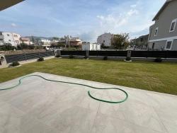 3+1 Villa Zum Verkauf In Menderes Gümüldür, 400 Meter Vom Meer Entfernt, Mit 3+1 Parkplätzen