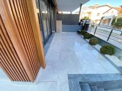 Luxuriöse 3+1-Zimmer-Villa Zum Verkauf In Seferihisar, Region Mersin, Direkt Am Meer, Mit Smart-Home-Systemen!