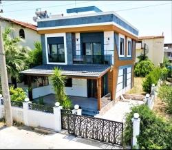 3+1 Freistehende Villa Zum Verkauf Am Meer In Doğanbey