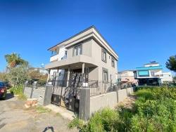 Spazieren Sie Zum Meer In Seferihisar! Eckgrundstück, Freistehende Villa Mit 3+1 Schlafzimmern Zu Verkaufen.