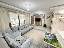 Freistehende Villa Zum Verkauf In Seferihisar Mersinalan, Inmitten Der Natur, Ohne Zusätzliche Kosten Und Mit 6+1 Zimmern!