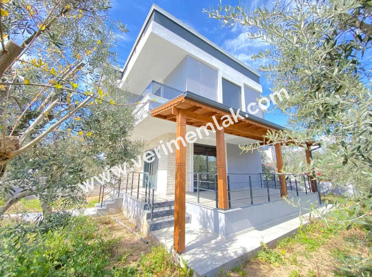 3 1 Villa Zum Verkauf Direkt Am Meer In Doğanbey