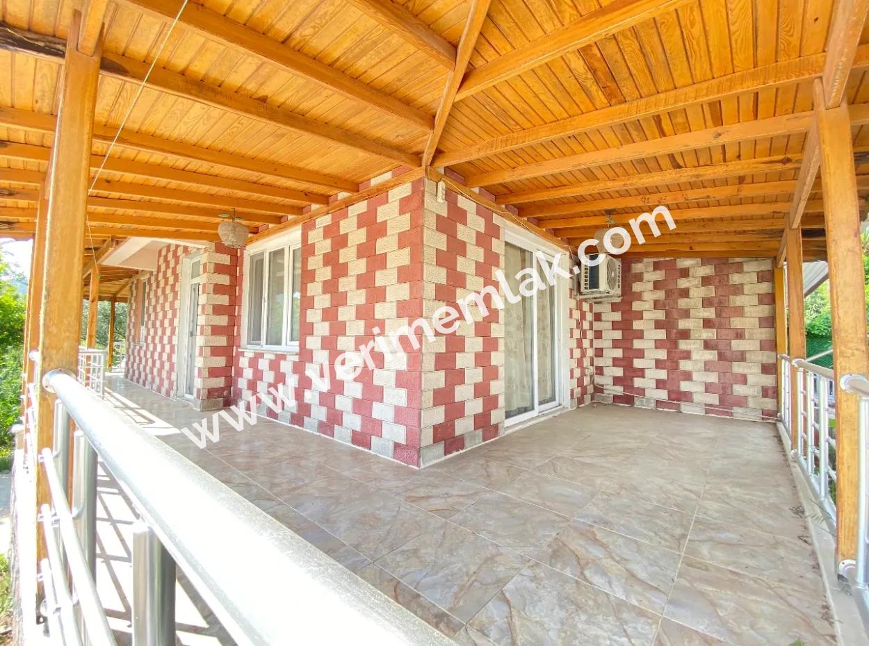 3 1 Sommerhaus Zum Verkauf Mit Großem Garten In Ecklage In Doğanbey