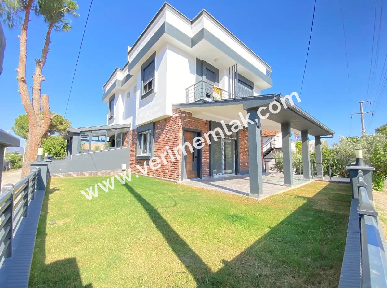 Doganbet Atatürk Mh.de 3 1 Villa Zum Verkauf Mit Vollem Meeresgarten