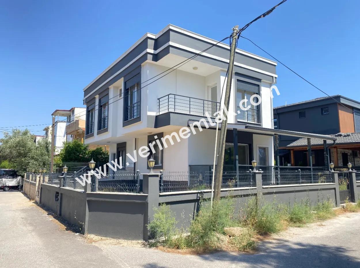3 1 Villa Zum Verkauf 500Mt Zum Eckmeer In Seferihisar Doğanbey