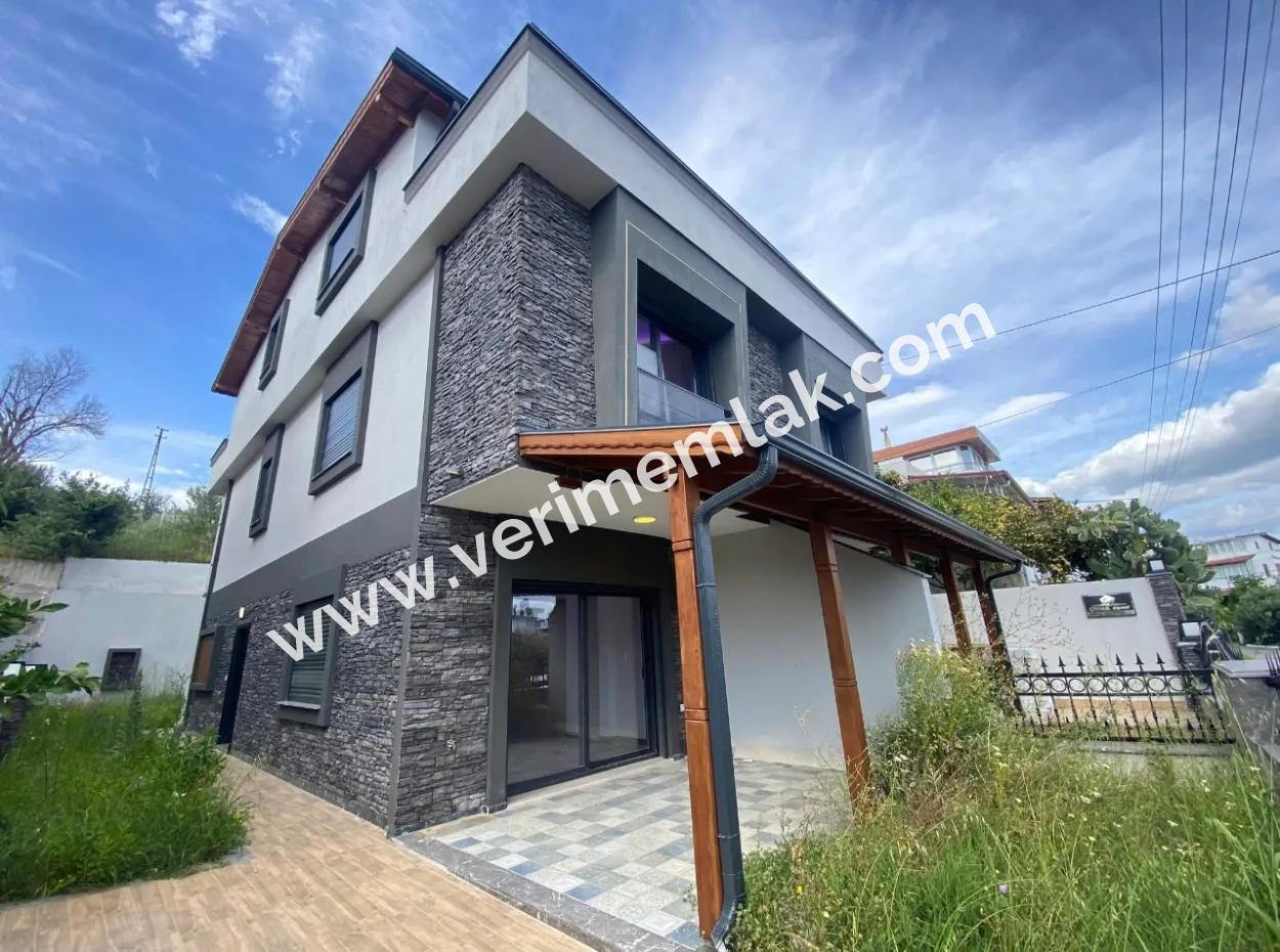 4 1 Villa Zum Verkauf In Özdere Mit Vollem Meerblick Und Grossem Garten