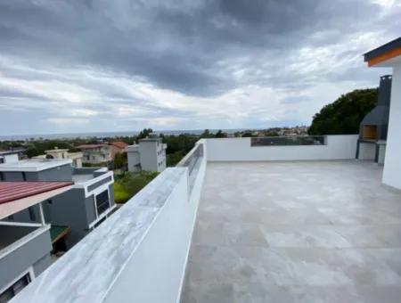 Luxuriös Gebautes 4 1 Sommerhaus Mit Freistehendem Eingang In Doğanbey, Seferihisar