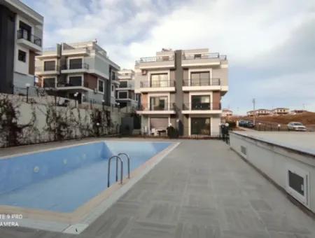 Meer- Und Naturblick Mit Pool Im Akarca-Komplex Zum Verkauf 4 2 Villa
