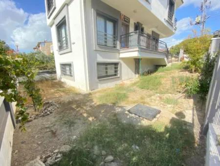 Geräumige Ecke Mit Grossem Garten In Ürkmez 3 1 Vill