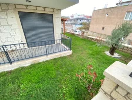 Freistehende Fußbodenheizung In Seferihisar Çolakibrahim 3 1 Villa Zum Verkauf