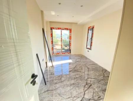3 1 Villa Zum Verkauf Mit Beheiztem Altan-Pool Auf 500 Metern Grundstück In Doğanbey