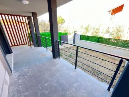 3 1 Villa Zum Verkauf Mit Freistehendem Eingang Und Garten In Doganbey, Seferihisar