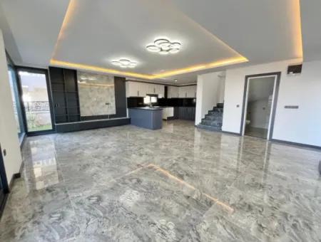 Ultra-Luxusvilla Zum Verkauf In Doganbey Mit Panoramablick Auf Das Meer 3 In 1