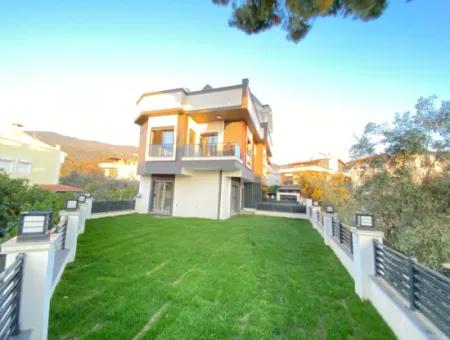 Luxusvilla Zum Verkauf In Özdere, Nur Wenige Gehminuten Vom Meer Entfernt