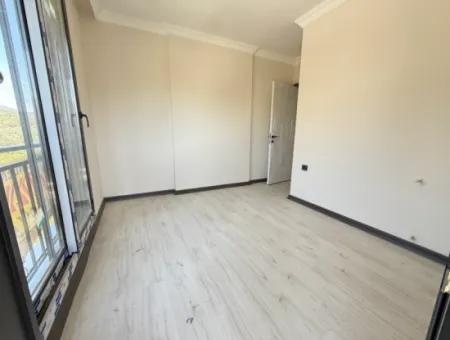 2 1 Villa Zum Verkauf In Doganbey Mit Sehr Großem Garten Ganz In Der Nähe Des Meeres