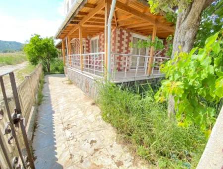 3 1 Sommerhaus Zum Verkauf Mit Großem Garten In Ecklage In Doğanbey