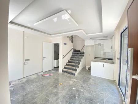 2 1 Villa Mit Grossem Garten Zu Verkaufen In Ürkmez