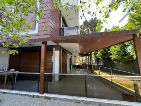 3 1 Villa Zum Verkauf Auf Der Meerseite In Zentraler Lage In Özdere