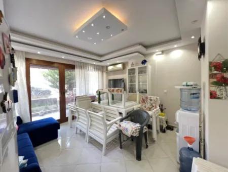 3 1 Villa Zum Verkauf Auf Der Meerseite In Zentraler Lage In Özdere