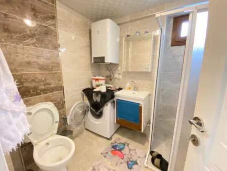 2 1 Wohnung Zum Verkauf Im Zentrum Von Ürkmez Mit 300M2 Garten Im Erdgeschoss Zum Meer